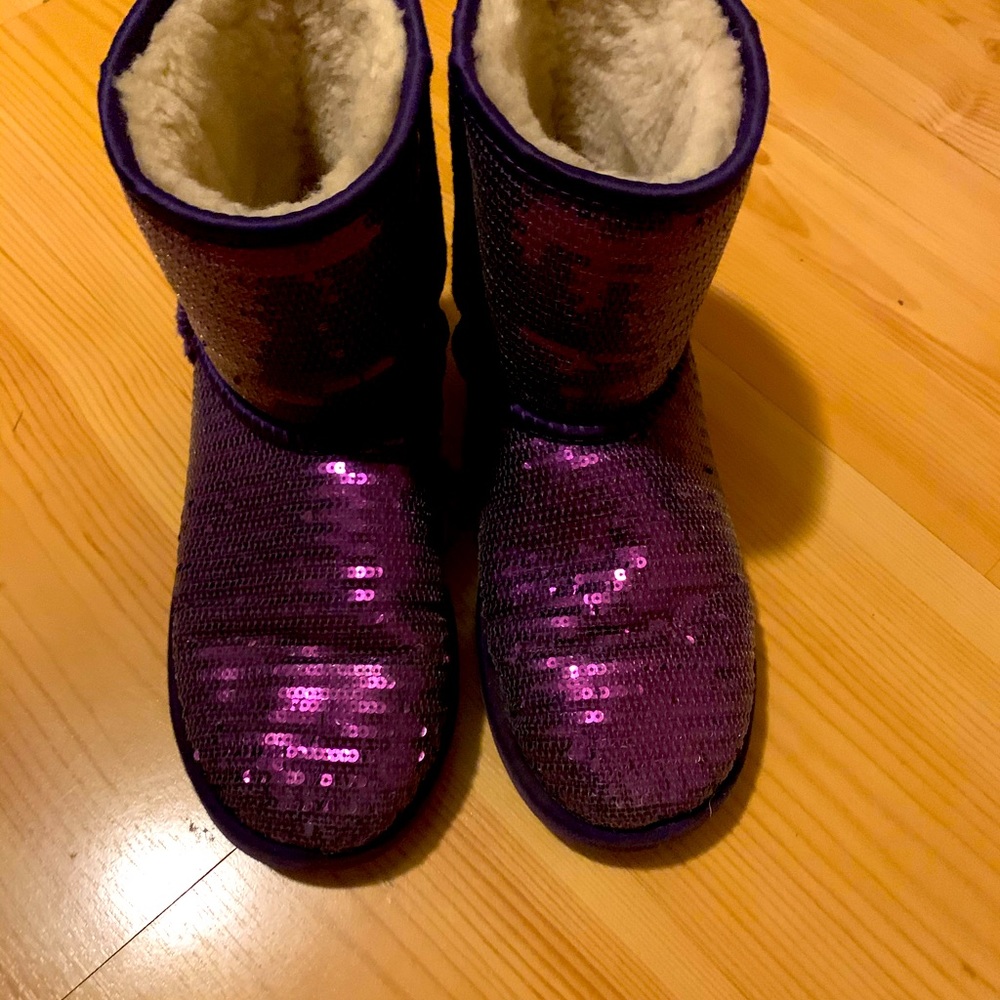 Girls purple  UGG boots
